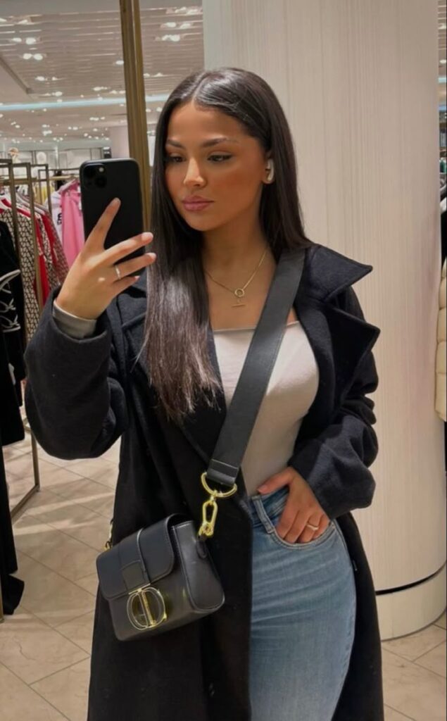 Beşiktaş Escort İlanları – Beşiktaş'ta kafe ortamında sohbet